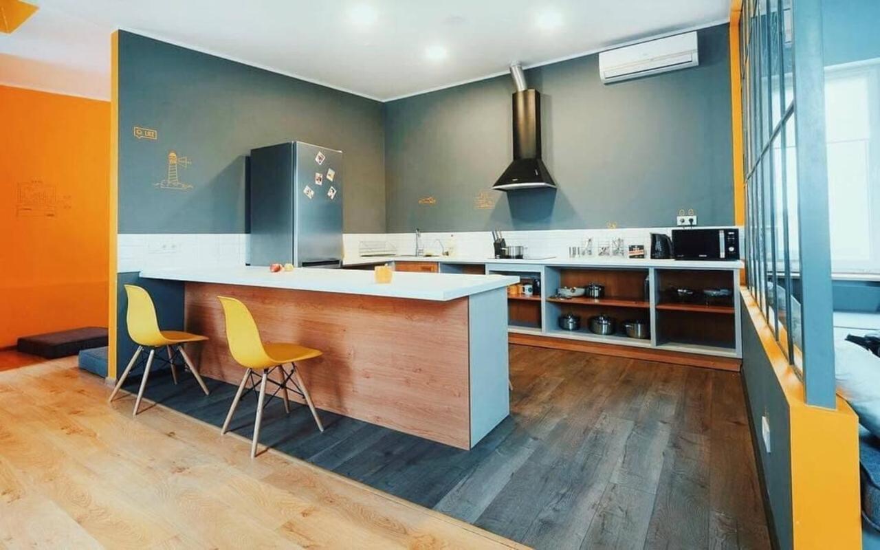 Friday Hostel Odessa Extérieur photo