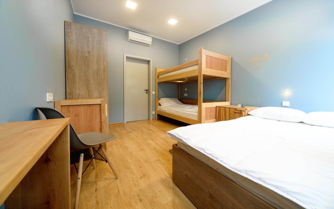 Friday Hostel Odessa Extérieur photo